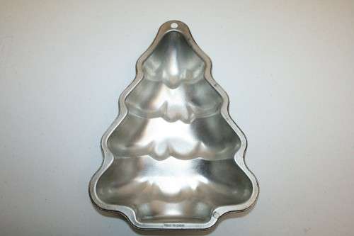 Christmas Tree Pan - Click Image to Close